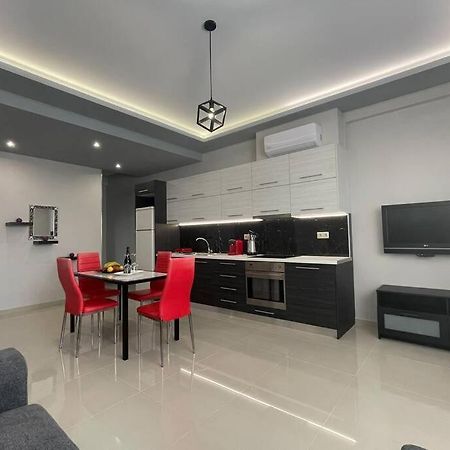 Maxim Deluxe Apartment Nea Alikarnassos ภายนอก รูปภาพ